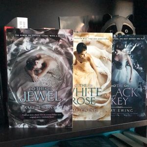 PB “The Jewel” Trilogy by Amy Ewing